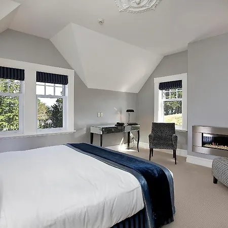 Camp Estate By Larnach Castle-2